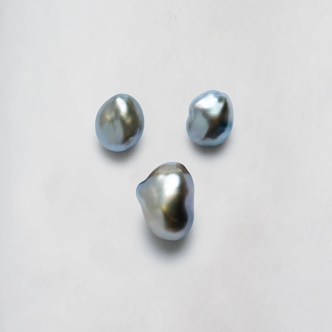 18K Diamond Tahitian Keshi Pearl Earrings KE00117