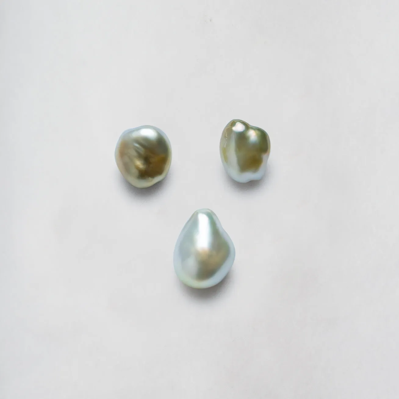 18K Diamond Tahitian Keshi Pearl Earrings KE00117