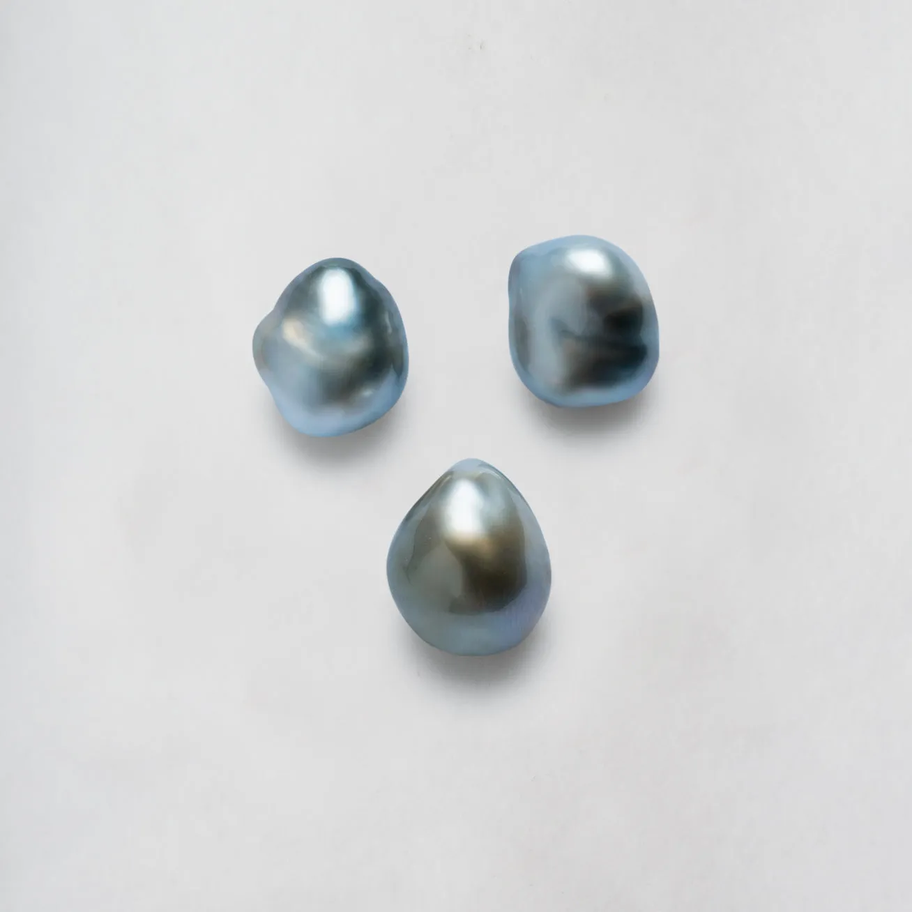 18K Diamond Tahitian Keshi Pearl Earrings KE00117