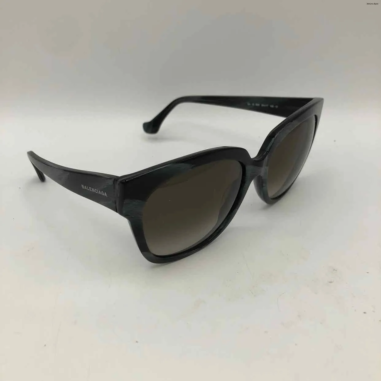 BALENCIAGA Black Gray Pre Loved Print Sunglasses