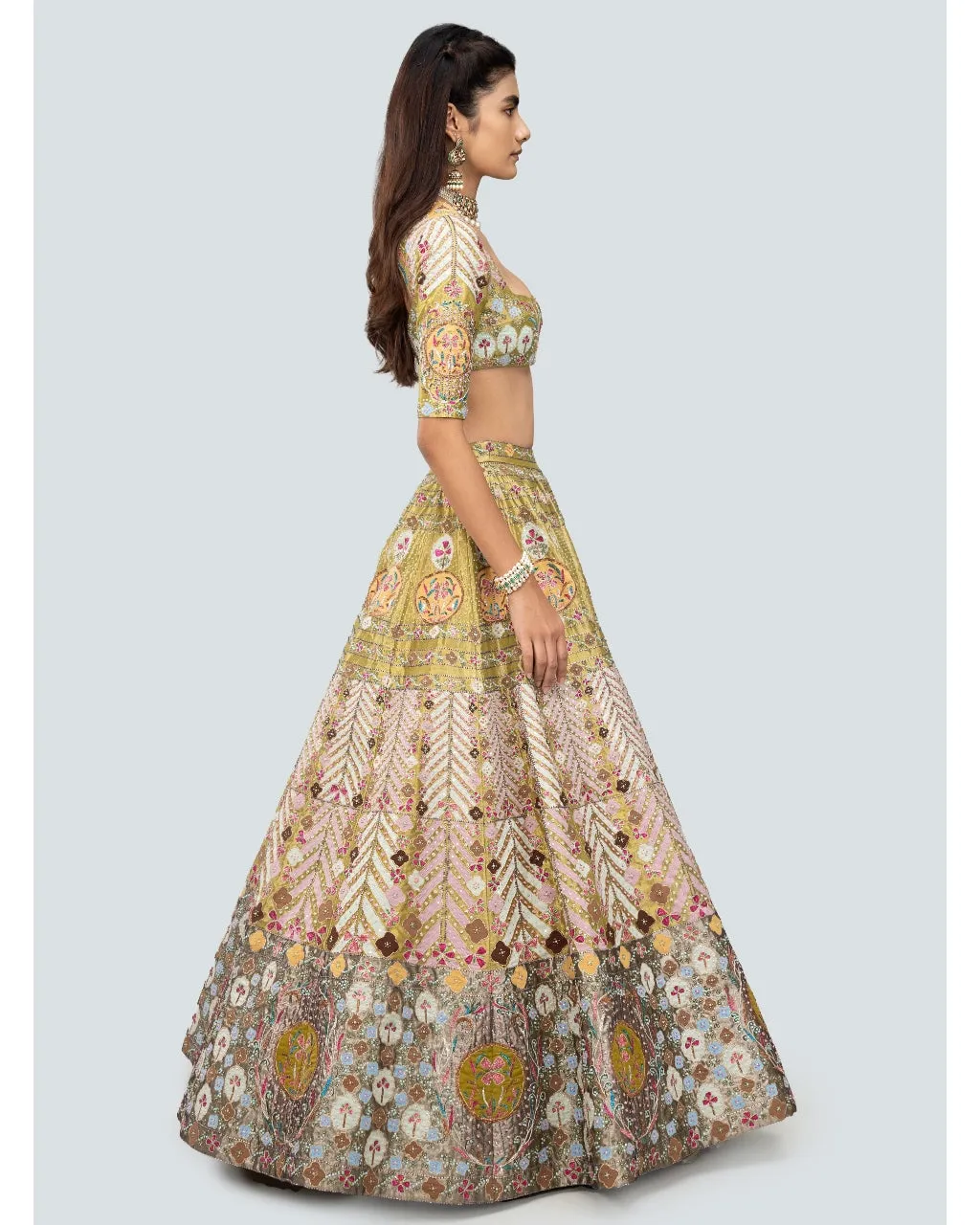 Banou 2.0 Lehenga Set