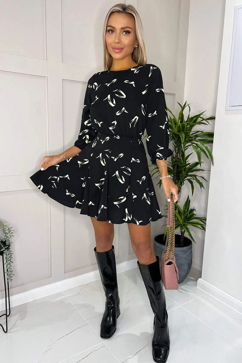 Black And Cream Printed Round Neck Long Sleeve Skater Dress