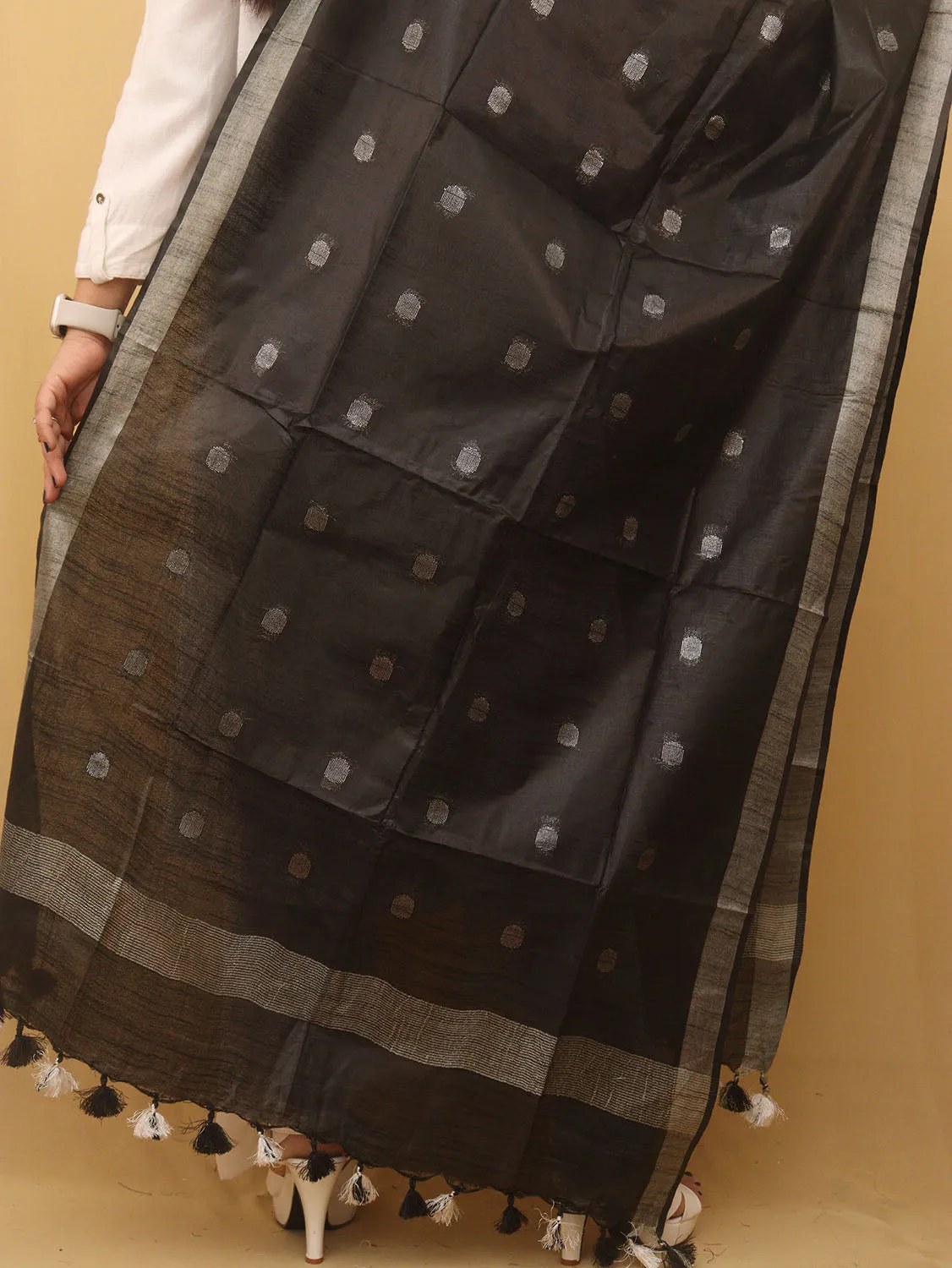 Black Bhagalpur Handloom Linen Cotton Dupatta