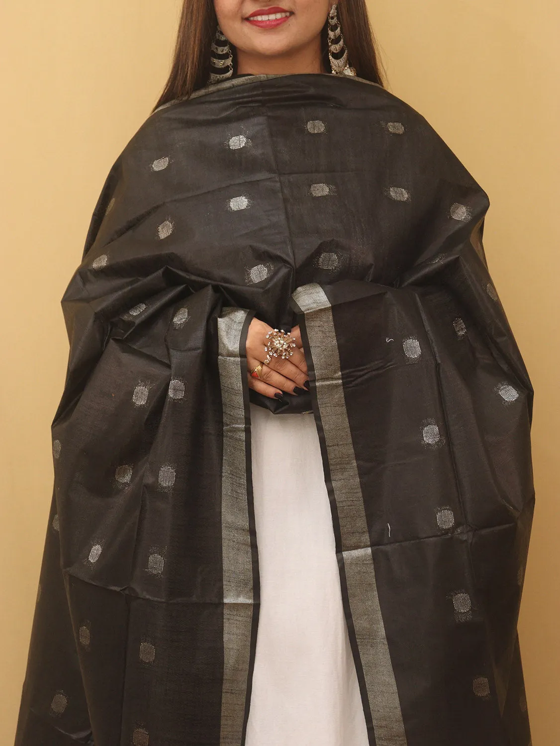 Black Bhagalpur Handloom Linen Cotton Dupatta