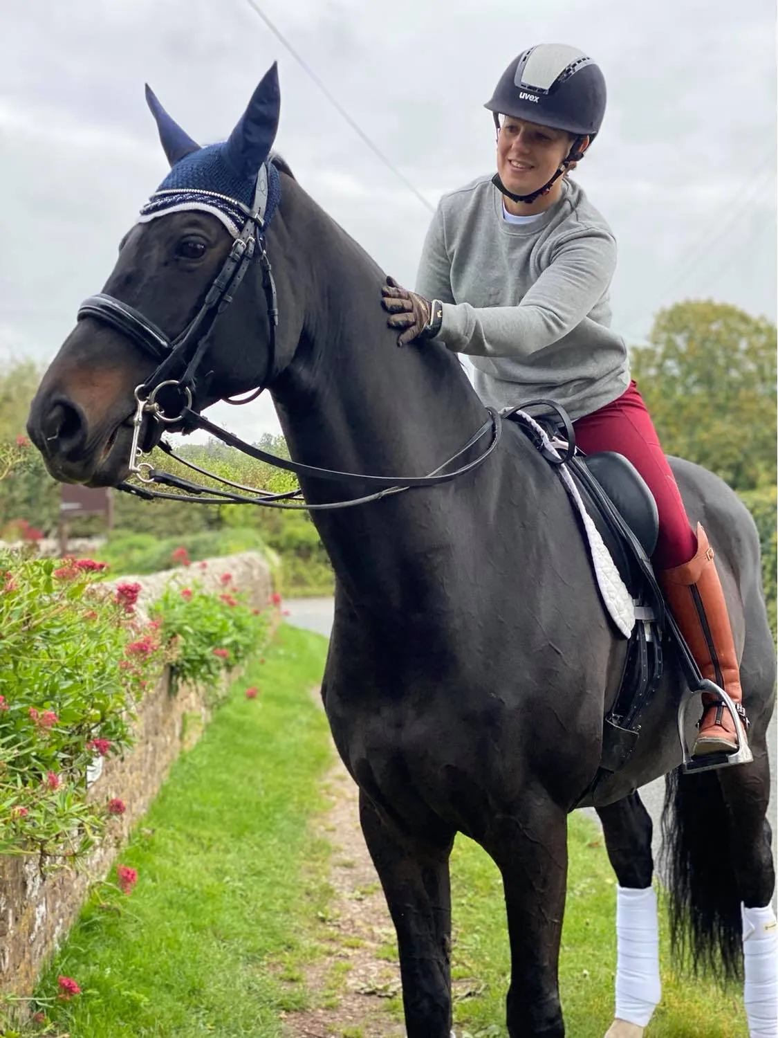 Hardy Equestrian Crew Neck Grey Sweatshirt