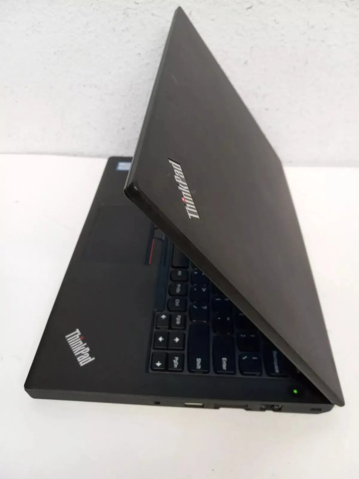 Lenovo x260 Intel Core i5 6th Gen 16GB 256GB SSD 12.3" Refurbished A  WF251