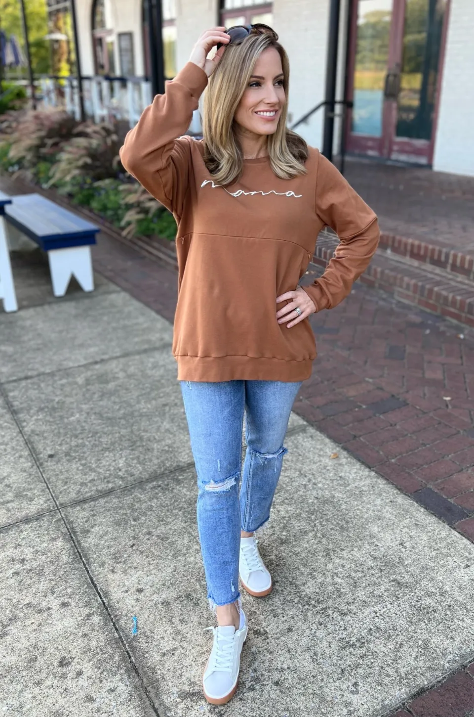 "MAMA" Nursing Sweatshirt - Camel Brown