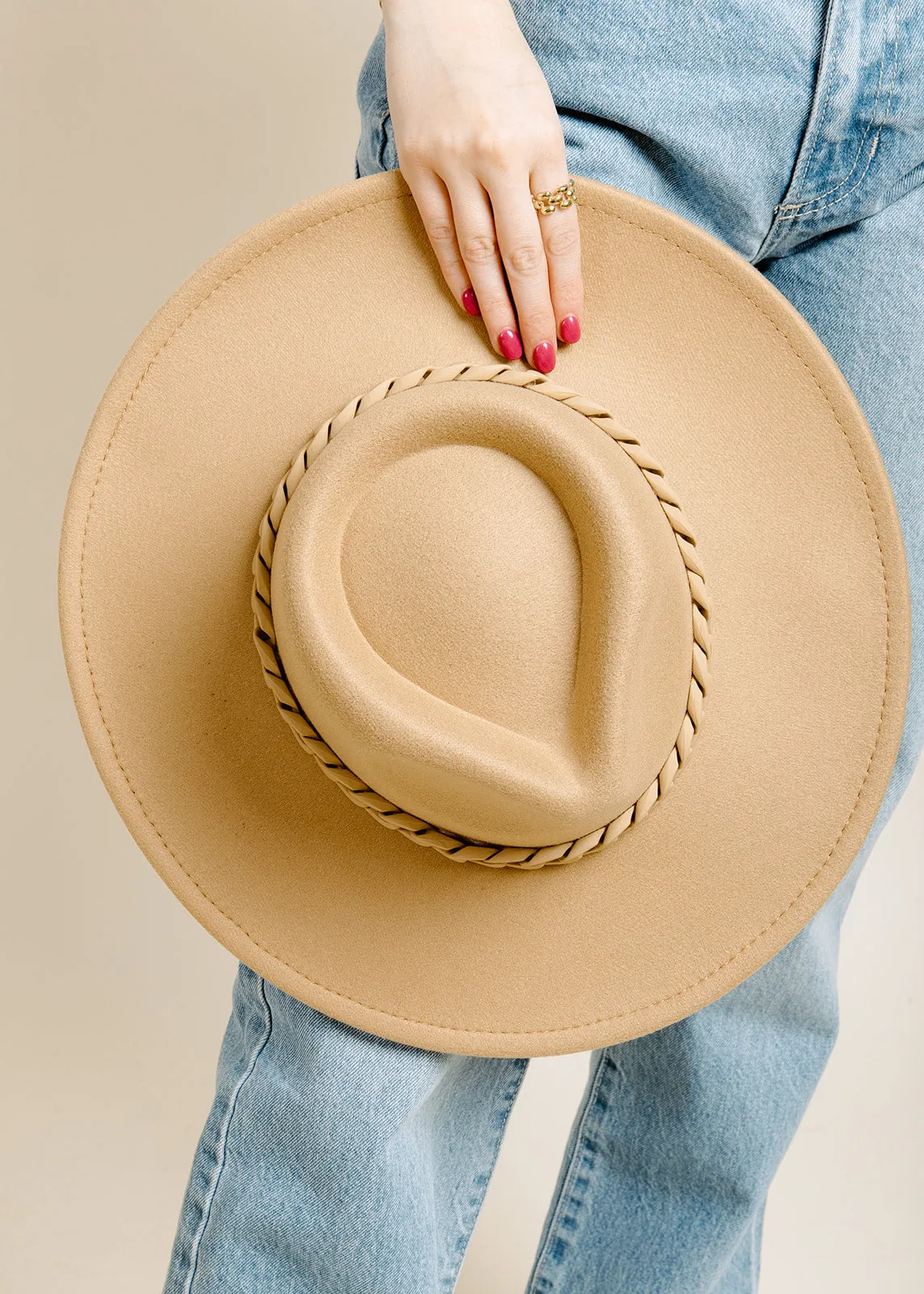 Tan Chain Link Fedora Hat